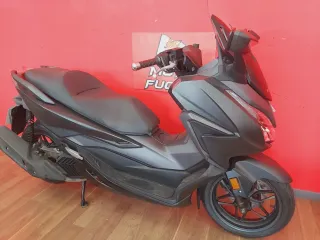 Honda Forza 125 Maxi Scooter Negra/Gris