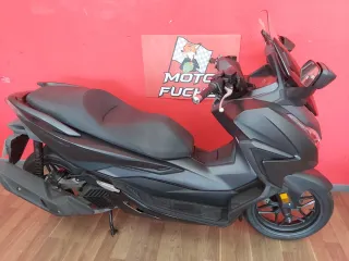 Honda Forza 125 Maxi Scooter Negra/Gris