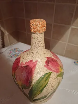 Botella cristal pintada a mano flores