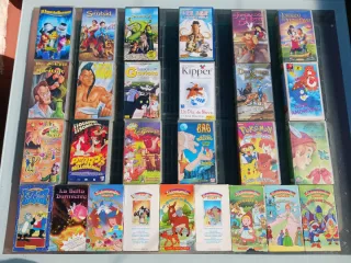 Lote de películas VHS de distintos géneros por 50€