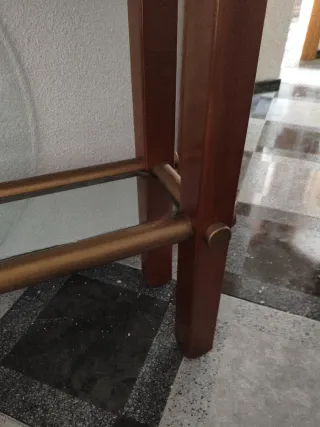 Recibidor Vintage: Espejo y Mesa