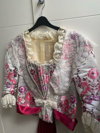 Traje de Fallera Siglo XVIII y botines a juego