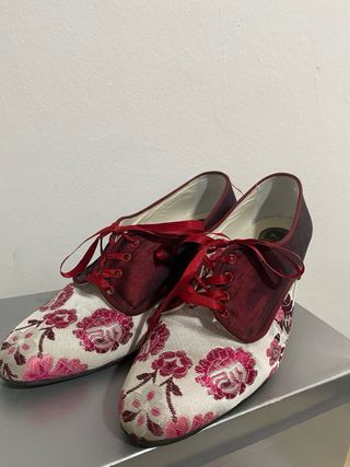 Traje de Fallera Siglo XVIII y botines a juego