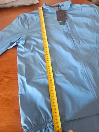 Cortavientos unisex Nyasa Born Living Yoga Azul