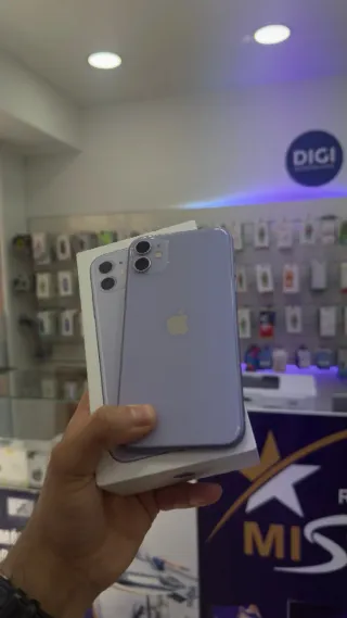 iPhone 11 128GB Morado