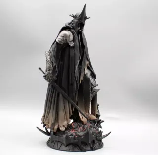 Action Figure Re Stregone di Angmar