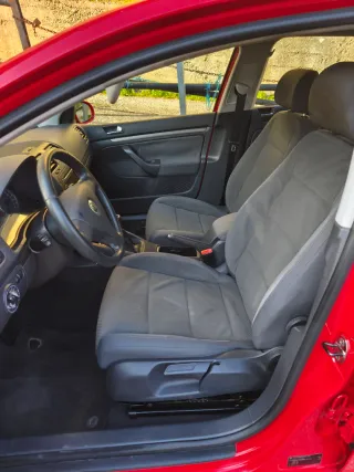 Volkswagen Golf 2004