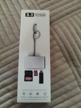 Lettore schede SD/MicroSD + USB 3 in 1