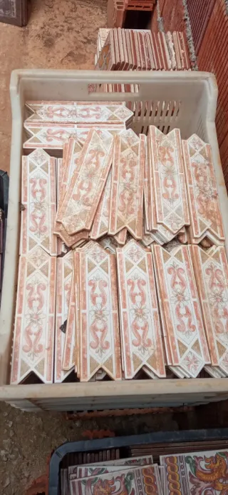 Azulejos decorativos perfil flor