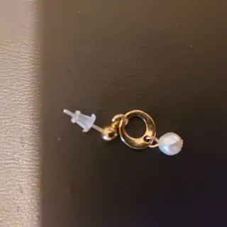 Orecchini bigiotteria dorati con perle