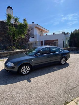 Volkswagen Passat 1.9 TDI 130 cv
