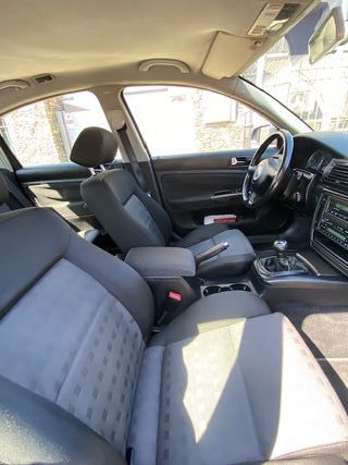 Volkswagen Passat 1.9 TDI 130 cv