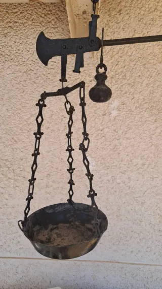 Balanza romana báscula antigua vintage