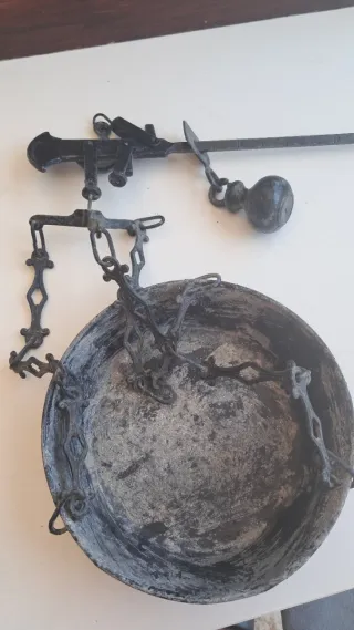 Balanza romana báscula antigua vintage