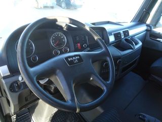 MAN TGA 26 360-CAMIONES GRUAS