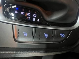 Hyundai Kona 1.6 GDI HEV Style Sky DCT