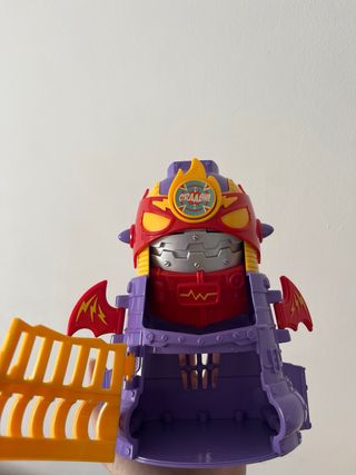 Juguete infantil super things trampa