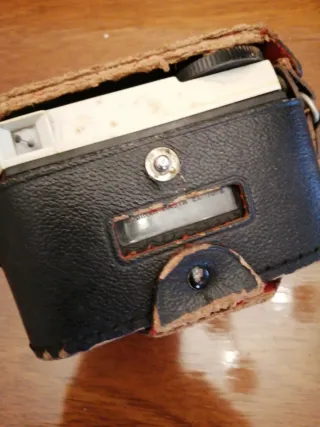 Cámara Kodak Instamatic 25