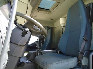 Volvo FE 280-CAMIONES GRUAS