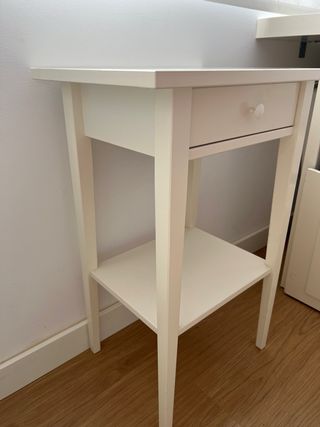 Mesita ikea madera