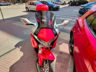 Honda VFR 1200 F DCT Automática Roja