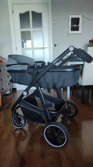 Cochecito bebé convertible + silla coche