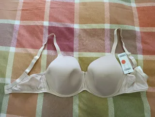 Sujetador Chantelle Beige 90E