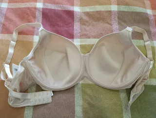 Sujetador Chantelle Beige 90E