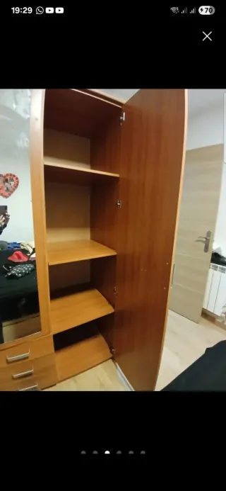 Armario con espejo