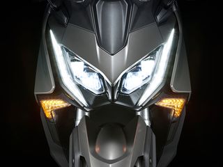 KYMCO AK 500 CC PREMIUM (Nueva)