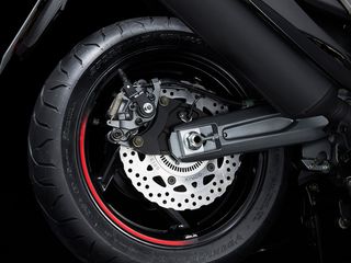 KYMCO AK 500 CC PREMIUM (Nueva)