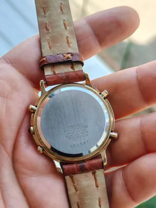Reloj Seiko Chronograph Cuarzo Dorado