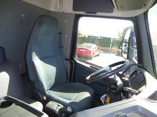 Volvo FM 330-CAMIONES GRUAS