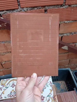 Azulejos decorativos con flores