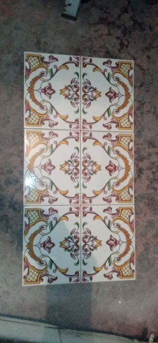 Azulejos decorativos con flores