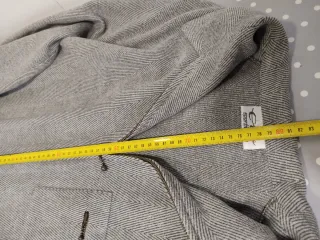 Sobrecamisa gris con cremallera