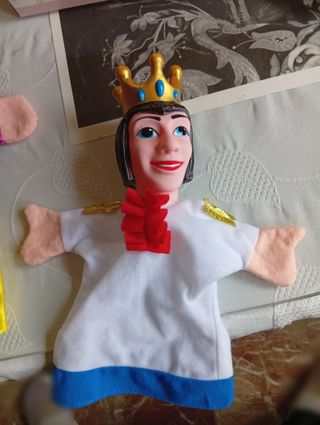 Marionetas de mano de cuento