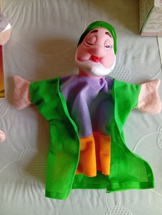 Marionetas de mano de cuento