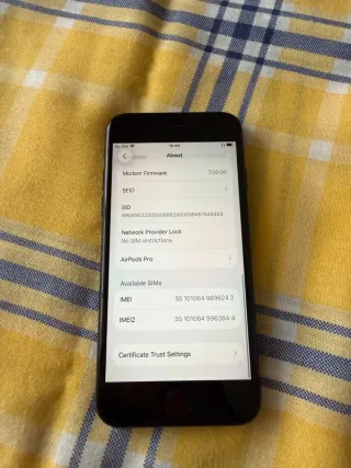 iPhone SE (2022) Preto