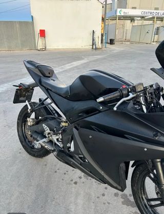 YAMAHA YZF R125 2008