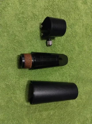 clarinete Vandoren B40 más boquillero y abrazader