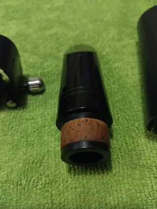 clarinete Vandoren B40 más boquillero y abrazader