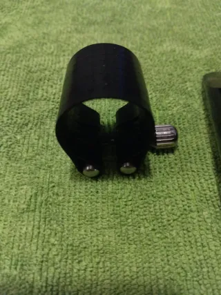 clarinete Vandoren B40 más boquillero y abrazader