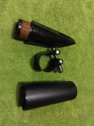 clarinete Vandoren B40 más boquillero y abrazader