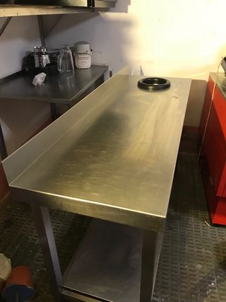 Mesa de acero inoxidable