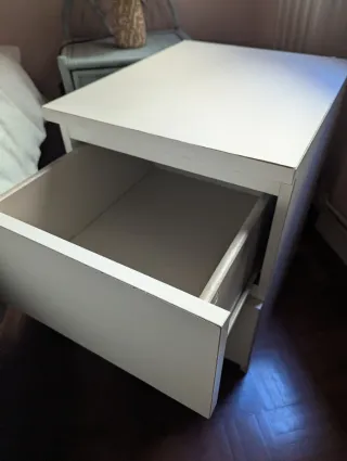 Mesilla de noche IKEA Malm blanca