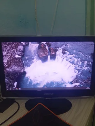 Pantalla Samsung 24 Full HD