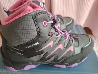 Botas montaña niña Geox Talla 33