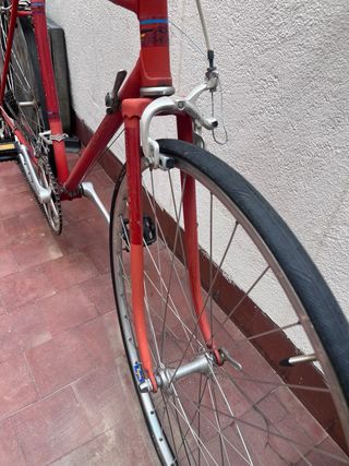 Bici de carretera urbana vintage