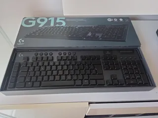 Teclado Logitech G915 RGB